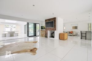 Living Space- click for photo gallery